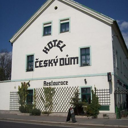 Hotel*** Cesky Dum Chomutov Zewnętrze zdjęcie