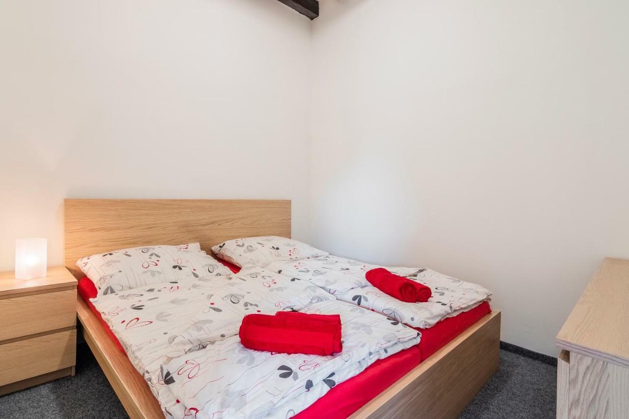 Hotel*** Cesky Dum Chomutov Zewnętrze zdjęcie