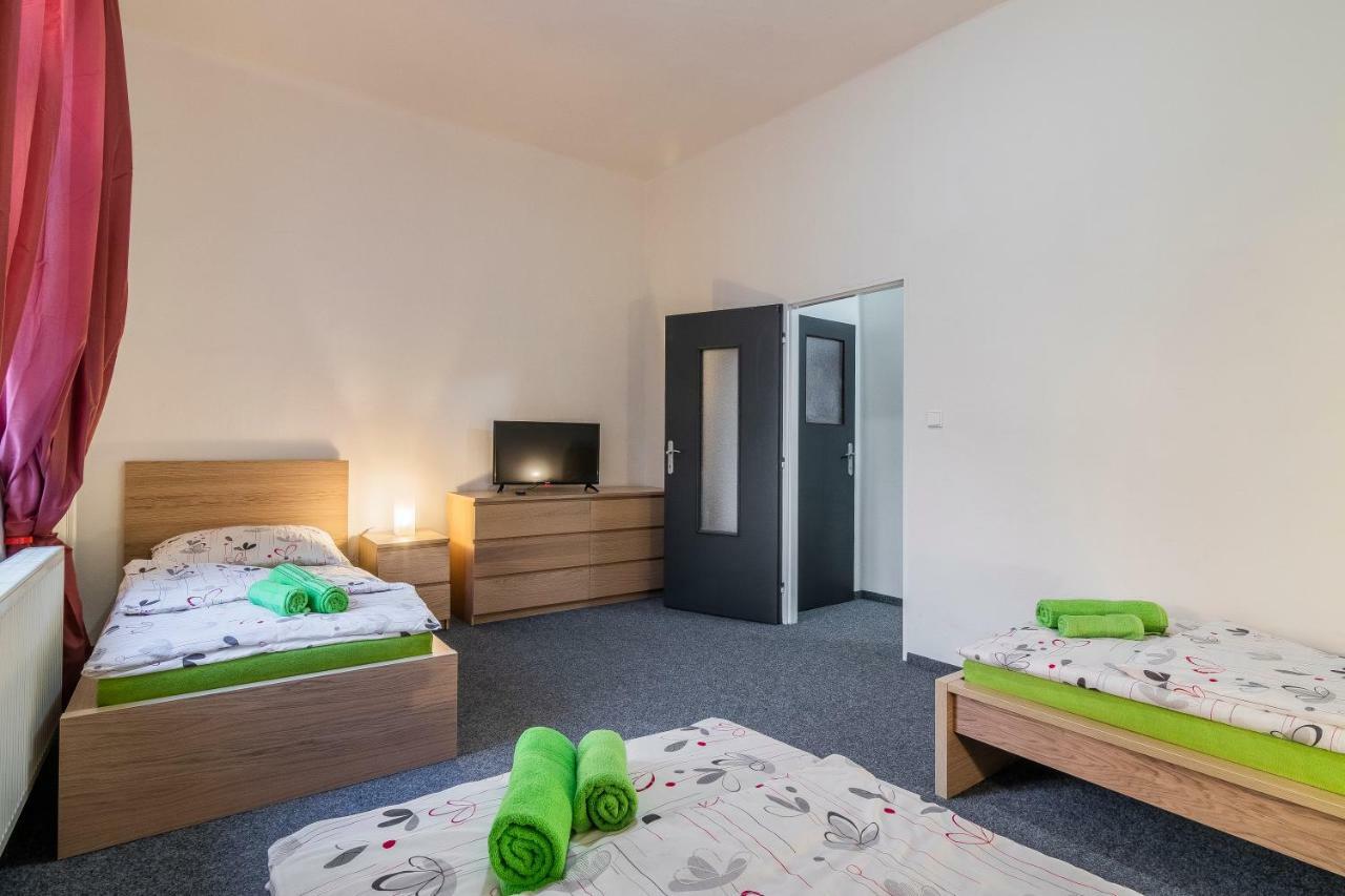 Hotel*** Cesky Dum Chomutov Zewnętrze zdjęcie